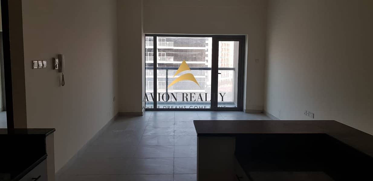 2 EXCLUSIVE | Massive 1BR + Store | Highly Maintained | Rented - Dubailand