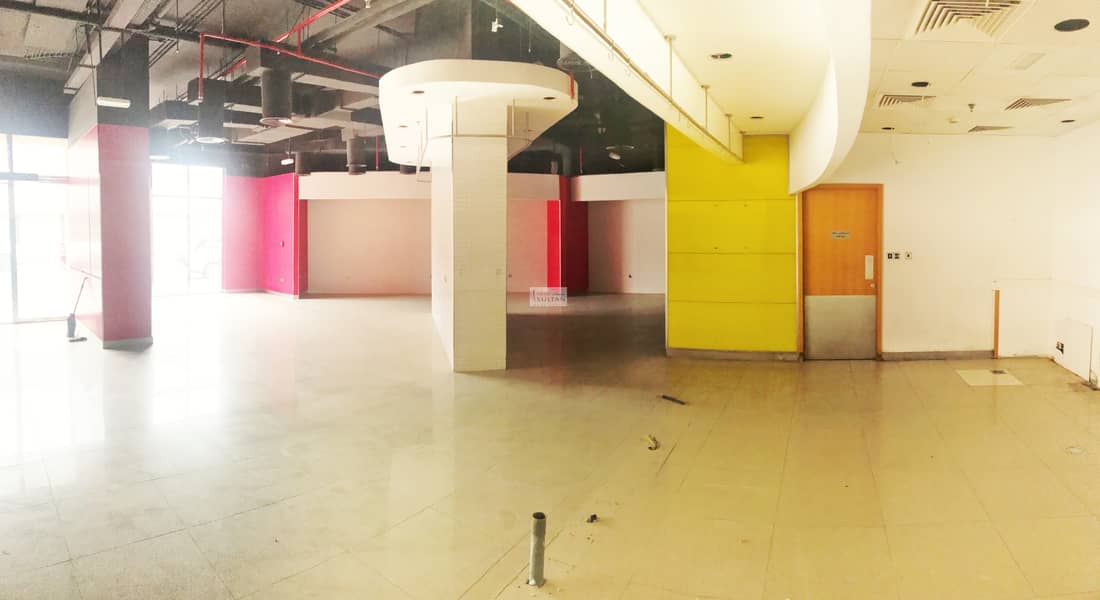 4 Showroom 3200 Sqft | Chiller Free | 2 Month Free