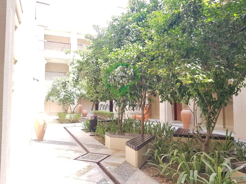 50 Spacious Apartment Cum Townhouse  With A Large  Garden Adjacent To Burj Khalifa