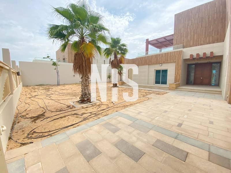 31 Excellent and Modern Villa | Well Maintained