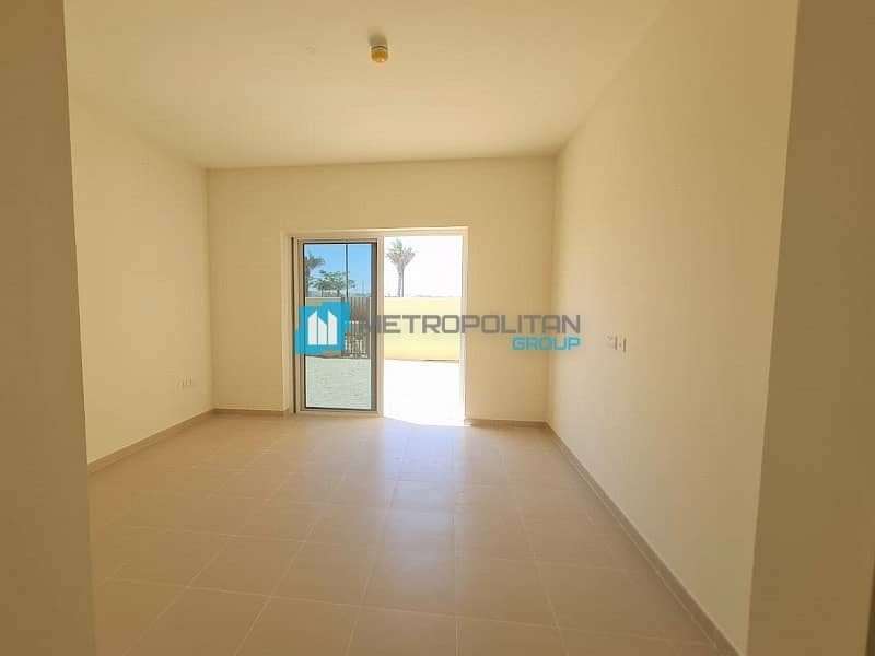 Best Priced I Exclusive Unit I Bright and Spacious