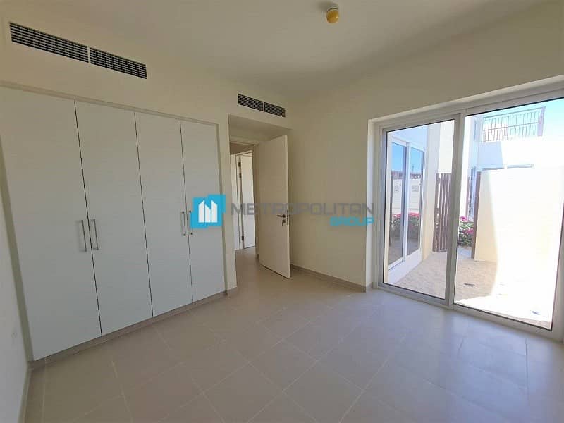 7 Best Priced I Exclusive Unit I Bright and Spacious