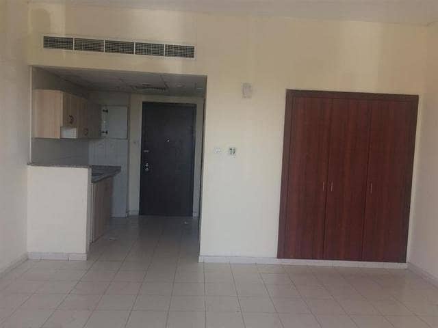 STUDIO  WITH BALCONY FOR RENT IN  MOROCCO  CLUSTER INTERNATIONAL CITY