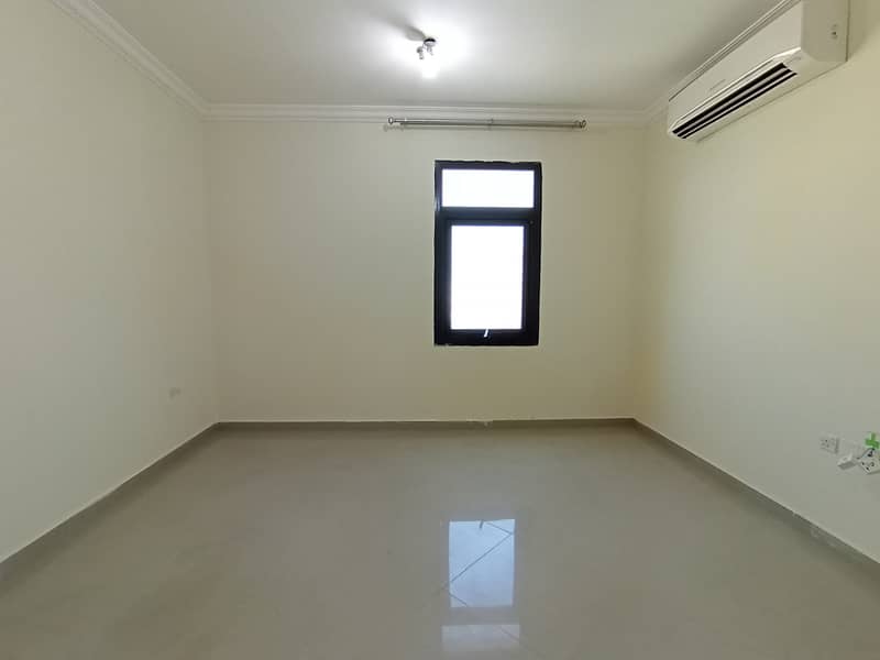 GLAMOURS CHEAPER STUDIO APARTMENT WITH HUGE ROOM SIZE BIG EXCELLENT WASHROM SEP KITCHEN KCA