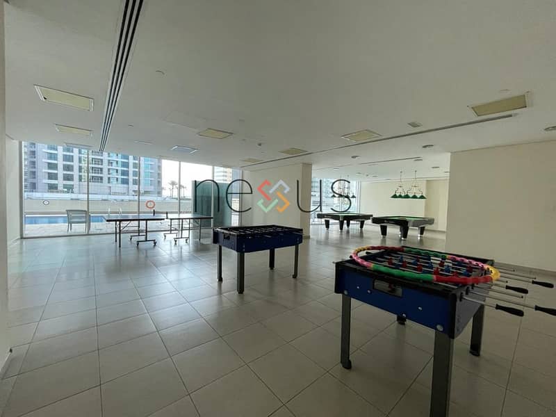 14 high floor | Partial Marina View | Vacant