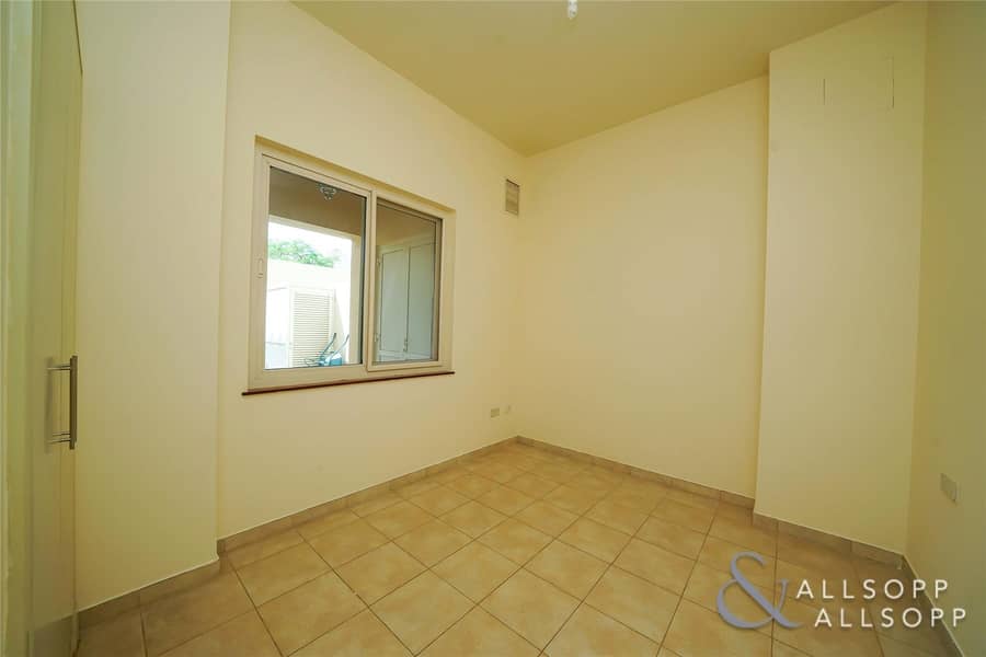 13 Park Backing | Vacant On Transfer | 4 Beds