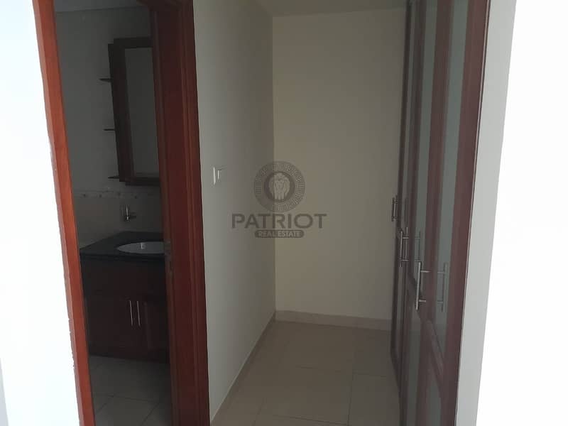 14 EXCELLENT 2 BD APARTMENT FOR RENT WITH BIG BALCONY