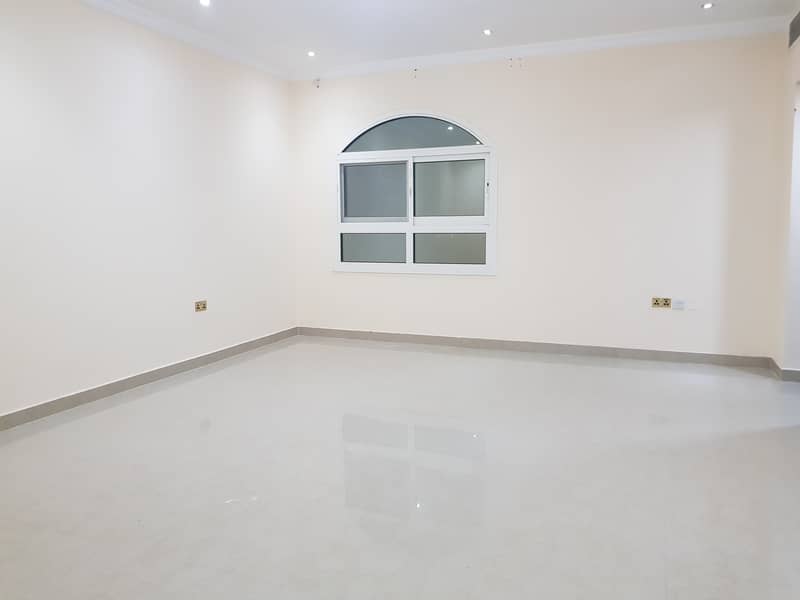 EXCLUSIVE 3 MASTER BEDROOMS IN VILLA WITH SEPARATE MAJLIS  JUST 75K AVIALABLE  AT BANIYASS .
