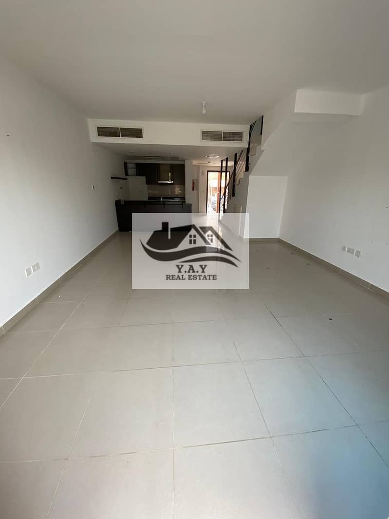 7 NICE AND CLEAN 3 BRS VILLA  WITH MAID ROOM IN AL REEF AREA
