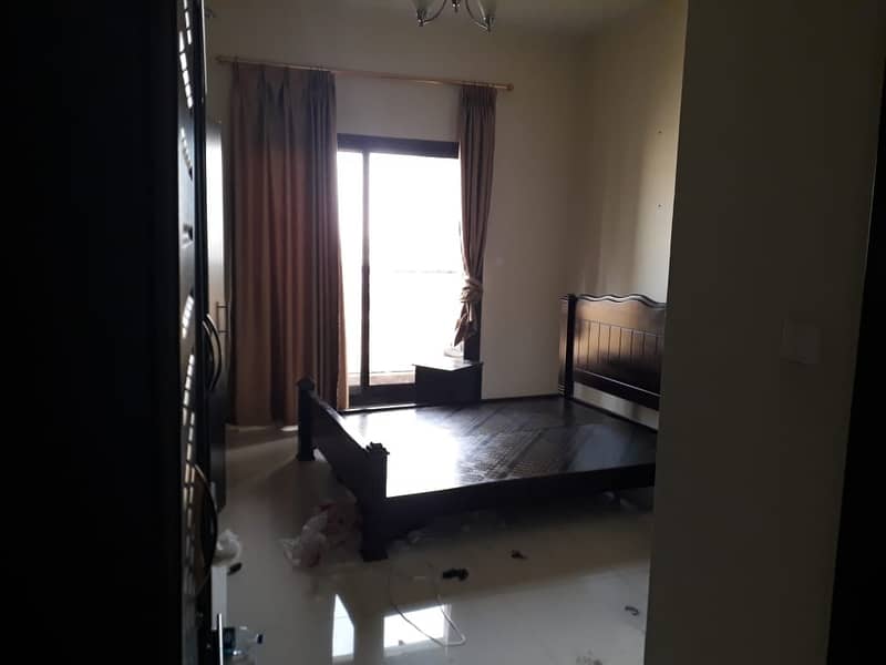 2 Well Maintained Studio Apartment With Great View
