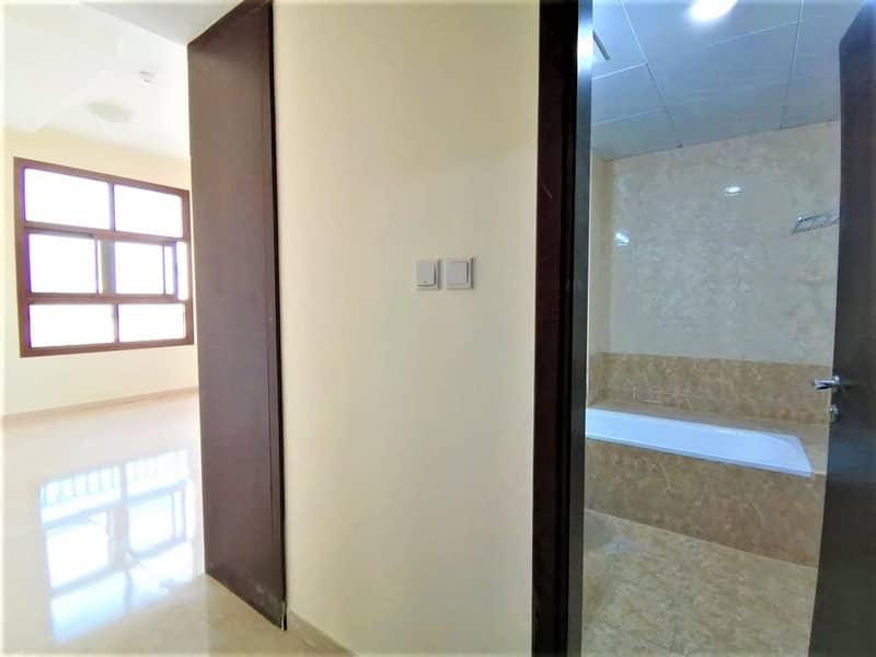 27 SB | Brand New 3BEd+Maid+Laundry With Closed Kitchen