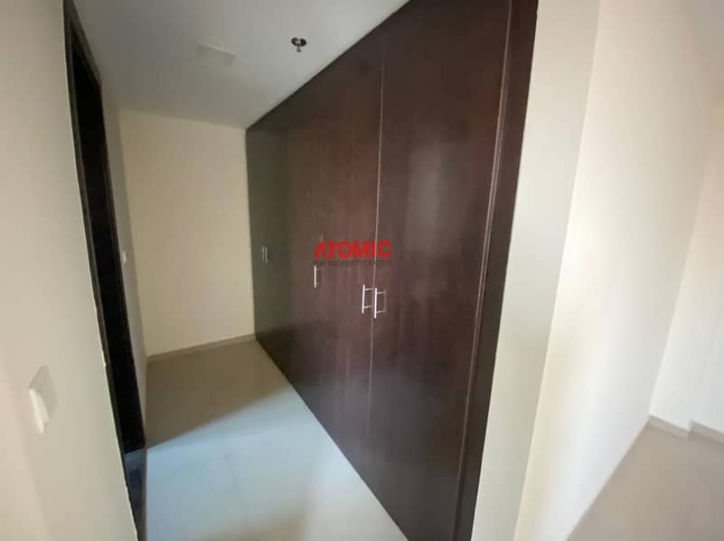 7 CHILLER FREE BUILDING  2 BHK AVAILABLE FOR BEST PRICE