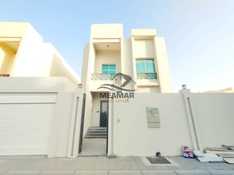 Without a down payment, buy a new villa in Ajman, freehold for all nationalities, excellent location and finishing on the highway directly to Sheikh S