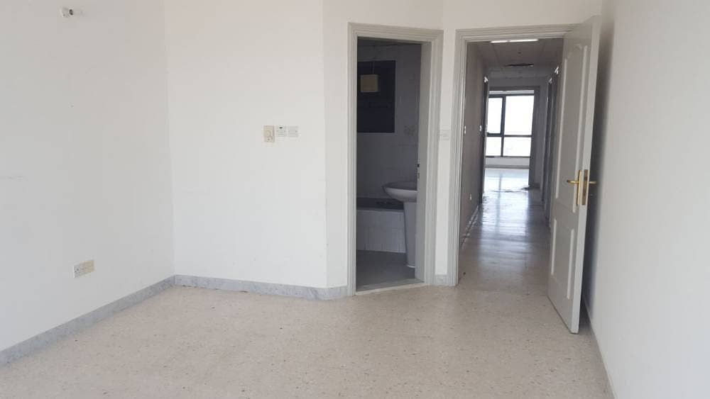 Квартира в улица Аль Фалах, 3 cпальни, 72000 AED - 3128989