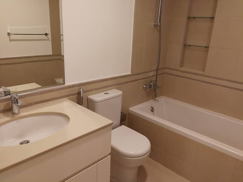 17 1BR Apt Open Townhouse View with Walk in Closet