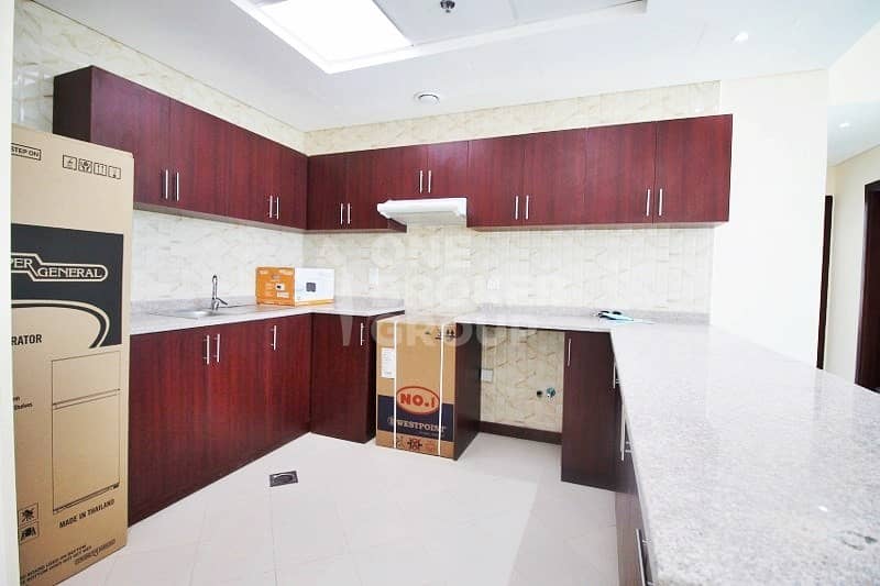 8 Exclusive|Brand New| 2BHK Corner unit| Lake views