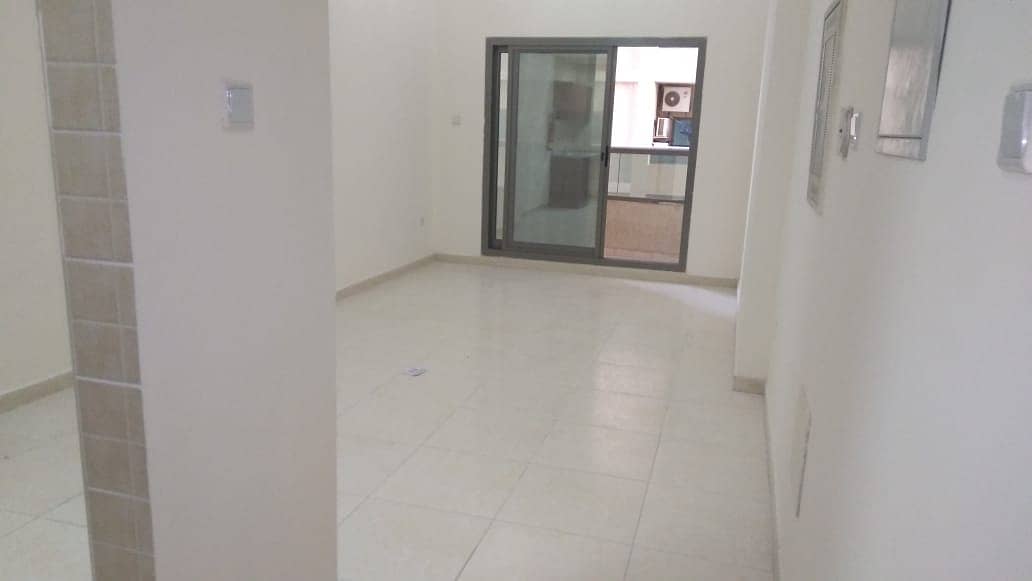 شقة في بارادايس ليك،مدينة الإمارات‬ 1 غرفة 220000 درهم - 4800224