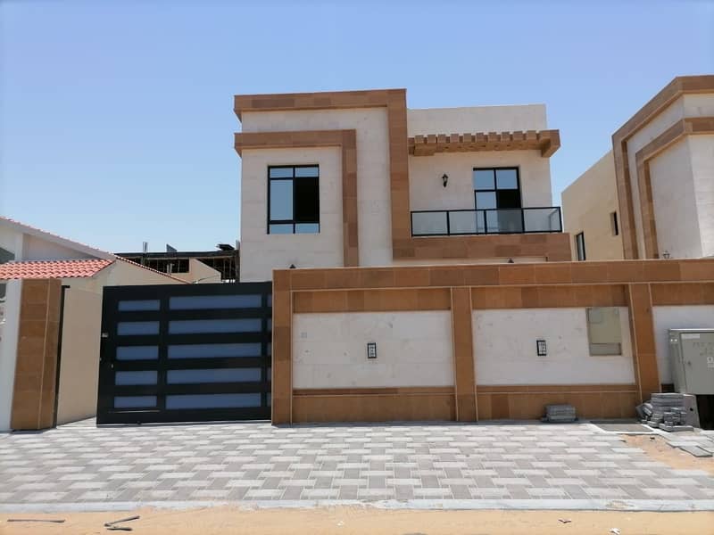 Villa for sale in Ajman - Al Zahia area at an attractive price, close to the mosque and directly on the asphalt street, with central air conditioning.