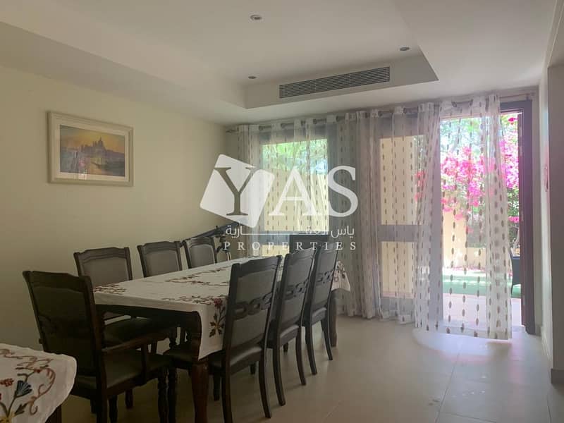 4 Outstanding | Maid + Study | Private Beach