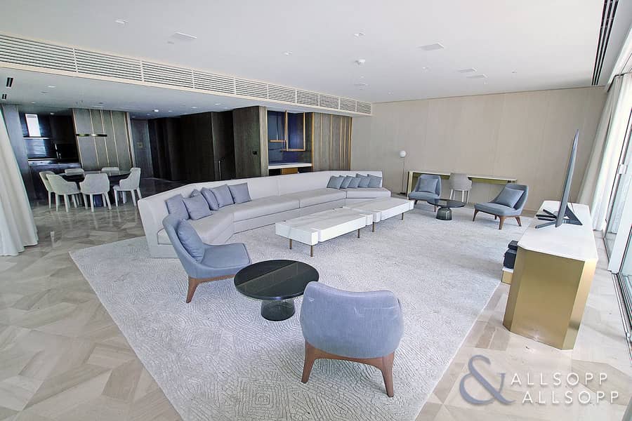 17 Extremely Rare | Townhouse | Private Garden