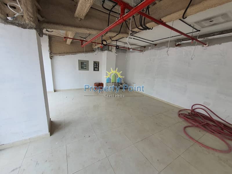 3 50 SQM Shop for RENT | Spacious Layout | Delma Street