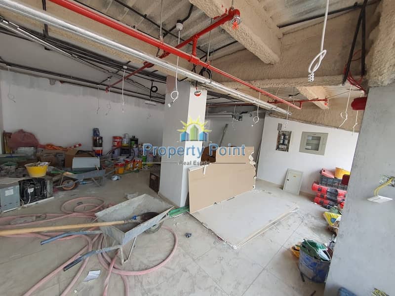 4 50 SQM Shop for RENT | Spacious Layout | Delma Street