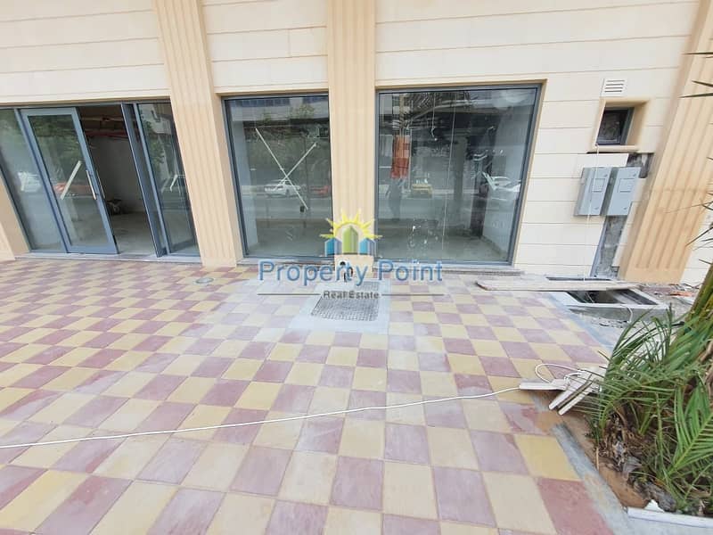 10 50 SQM Shop for RENT | Spacious Layout | Delma Street