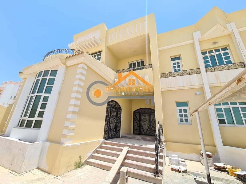 ALLURING 6 BEDROOM VILLA  WITH DRIVER ROOM AND  BIG PRIVATE YARD IN MBZ