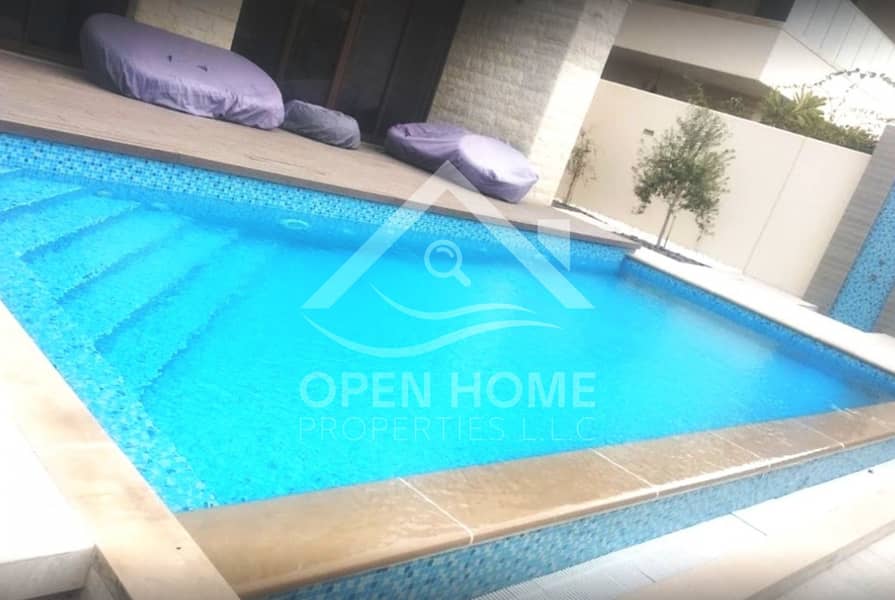 INSPIRING 5 BEDROOM VILLA | WITH PRIVATE POOL