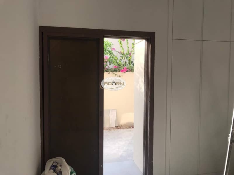 26 Fully renovated 3 bedroom gated compound with all facilities in Al Sufouh