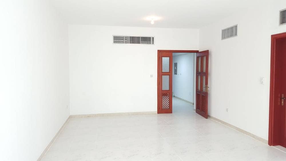 Квартира в улица Аль Наджда, 3 cпальни, 90000 AED - 3129427