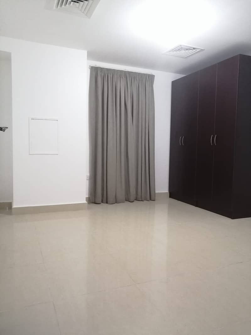 Beautiful 2 Bedrooms Apartment in a Building At Water tank area