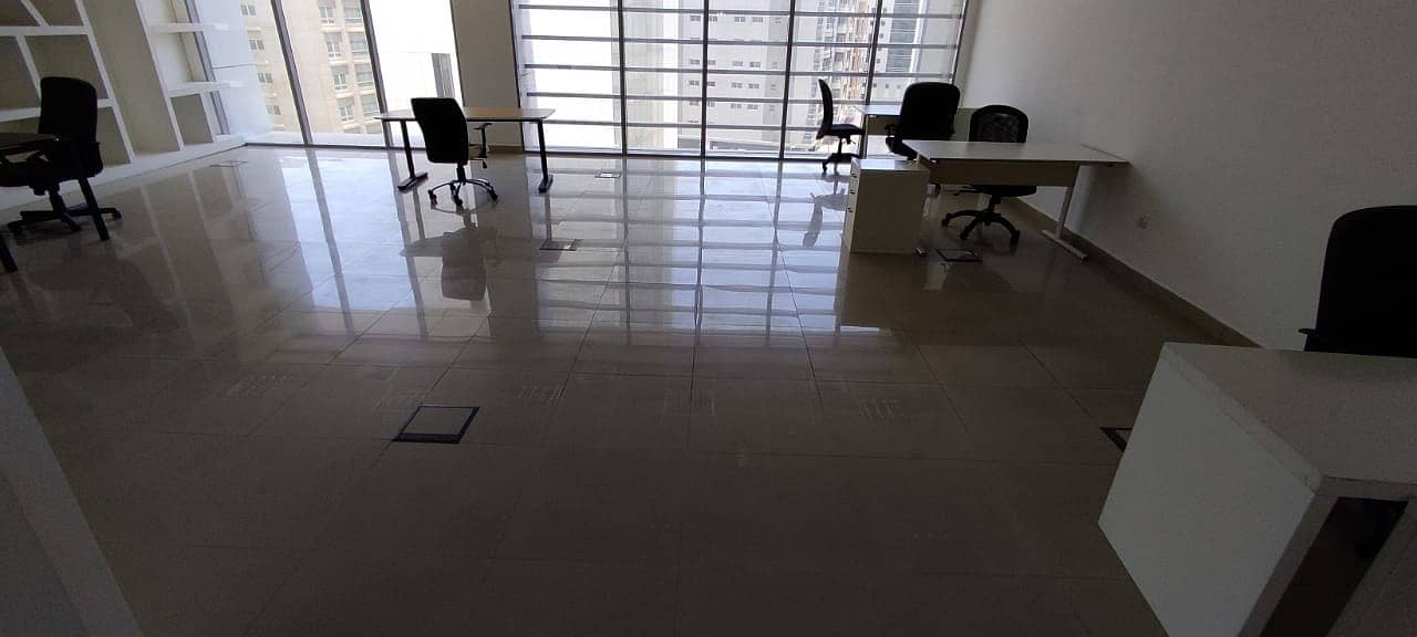 Huge Office Space for Rent | 55K AED Anually - 40 AED per square feet