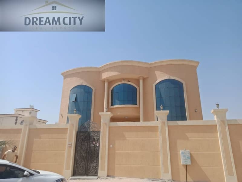 Villa for rent in Al Raqib, super lux finishing, large areas, upscale space, close to all services, behind Hyper Nesto, in front of the mosque