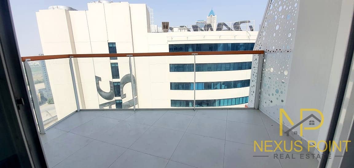 11 Brand New | Resale | Amazing View | Spacious