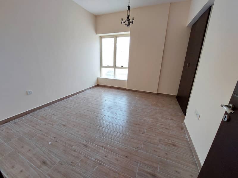 12 Very Huge No Cash Deposit 2Bedroom With Built-in Wardrobes And Covered Parking Near City Centre Al Zahiya