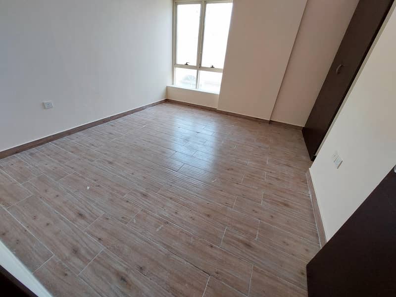 17 Very Huge No Cash Deposit 2Bedroom With Built-in Wardrobes And Covered Parking Near City Centre Al Zahiya