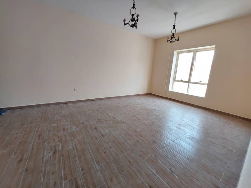 18 Very Huge No Cash Deposit 2Bedroom With Built-in Wardrobes And Covered Parking Near City Centre Al Zahiya