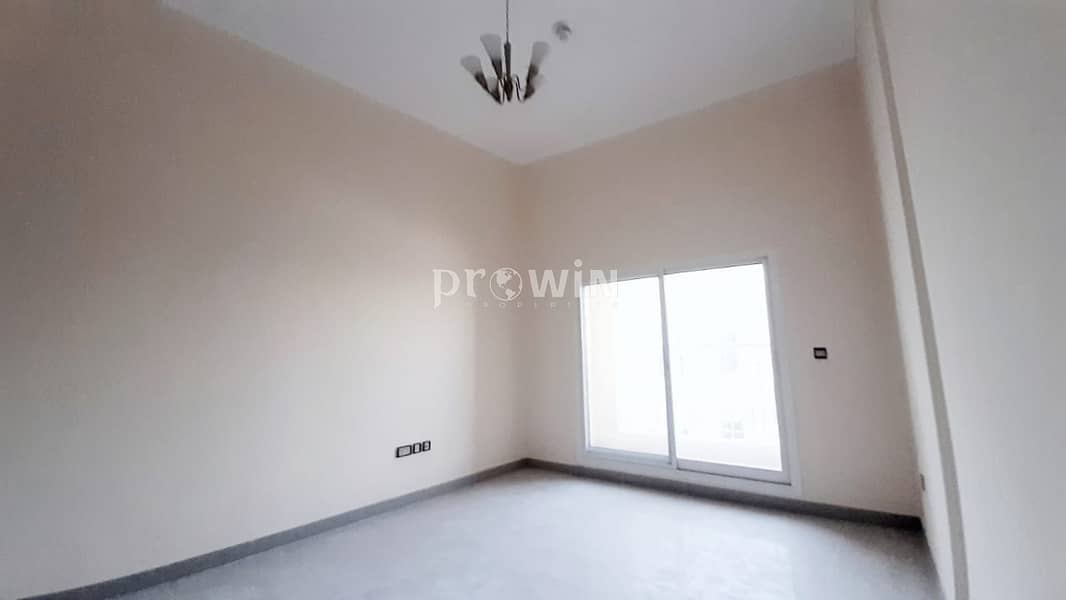 位于阿尔扬街区，玫瑰宫 的公寓 27000 AED - 5192361