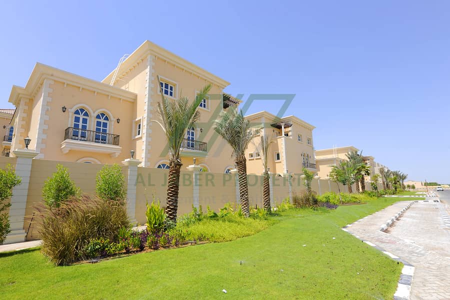 Stunning 5 BR Villa in Mohamed Bin Zayed