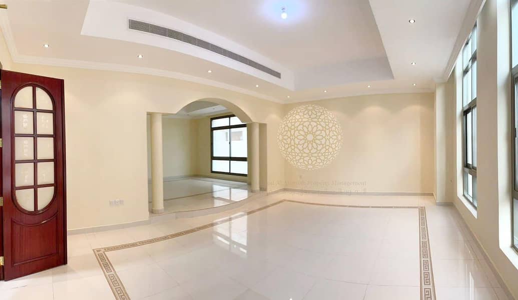 9 SUPER DELUXE LUXURY FINISHING INDEPENDENT VILLA WITH 6 MASTER BEDROOM AND DRIVER ROOM FOR RENT IN AL MAQTAA