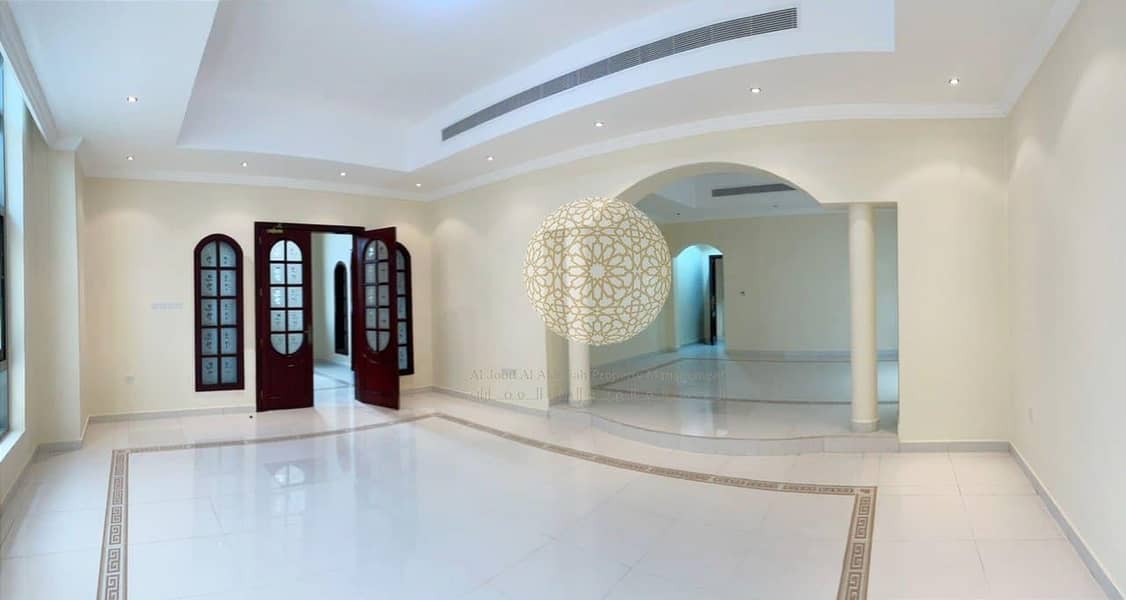 10 SUPER DELUXE LUXURY FINISHING INDEPENDENT VILLA WITH 6 MASTER BEDROOM AND DRIVER ROOM FOR RENT IN AL MAQTAA