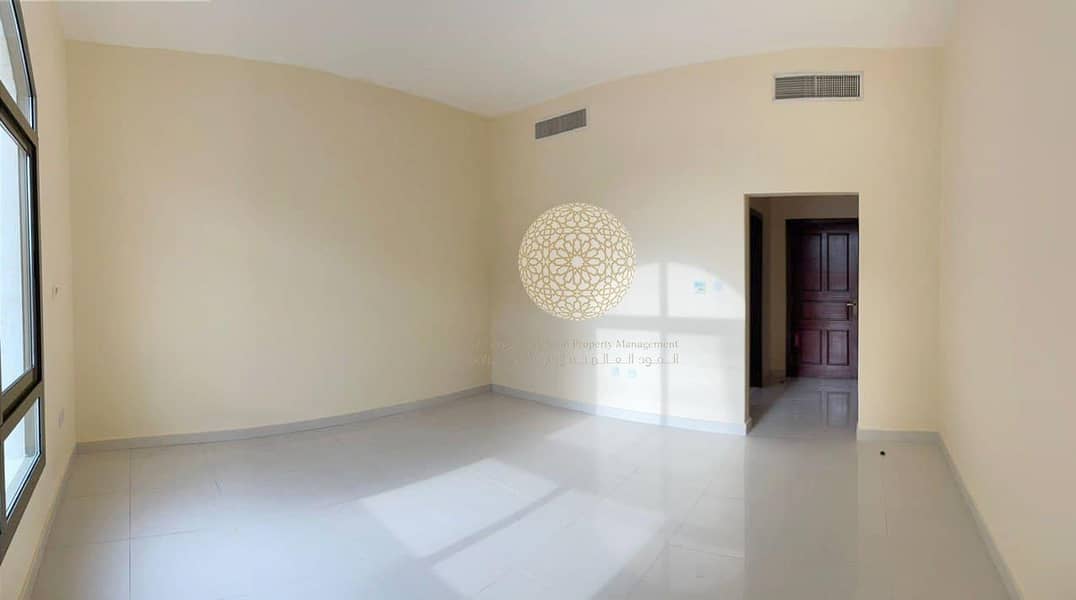 18 SUPER DELUXE LUXURY FINISHING INDEPENDENT VILLA WITH 6 MASTER BEDROOM AND DRIVER ROOM FOR RENT IN AL MAQTAA