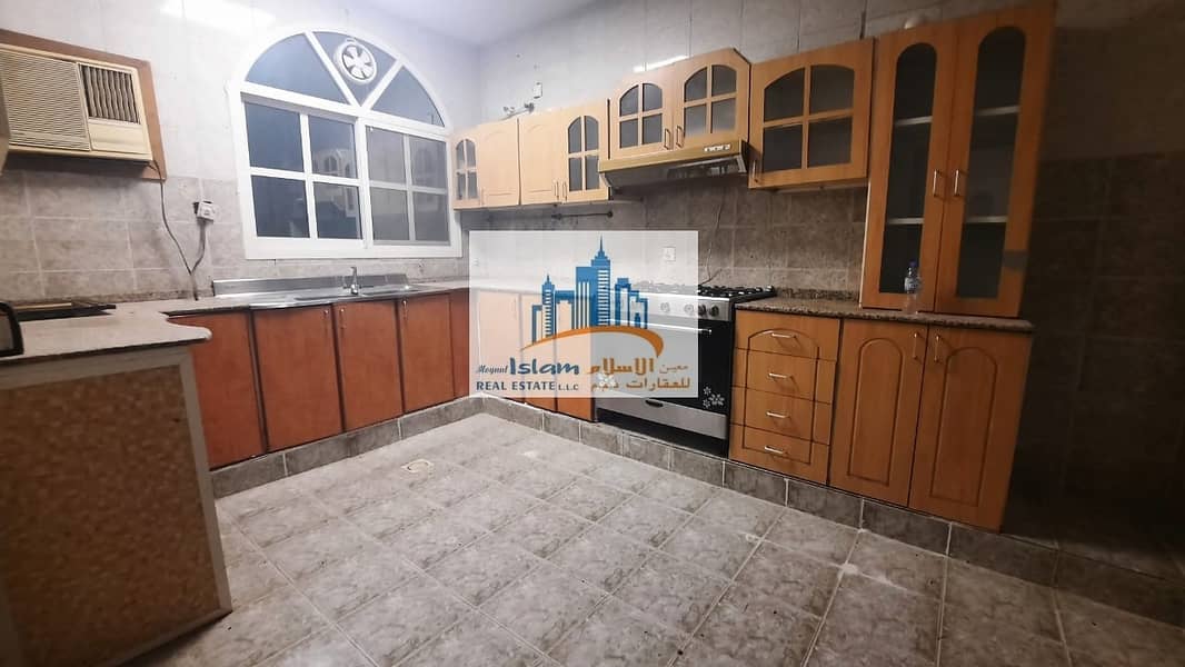 14 MULHAQ  VILLA 2 BEDROOMS OUT SIDE 1 MAJLIS  SEPARATE EXCNTRANCE