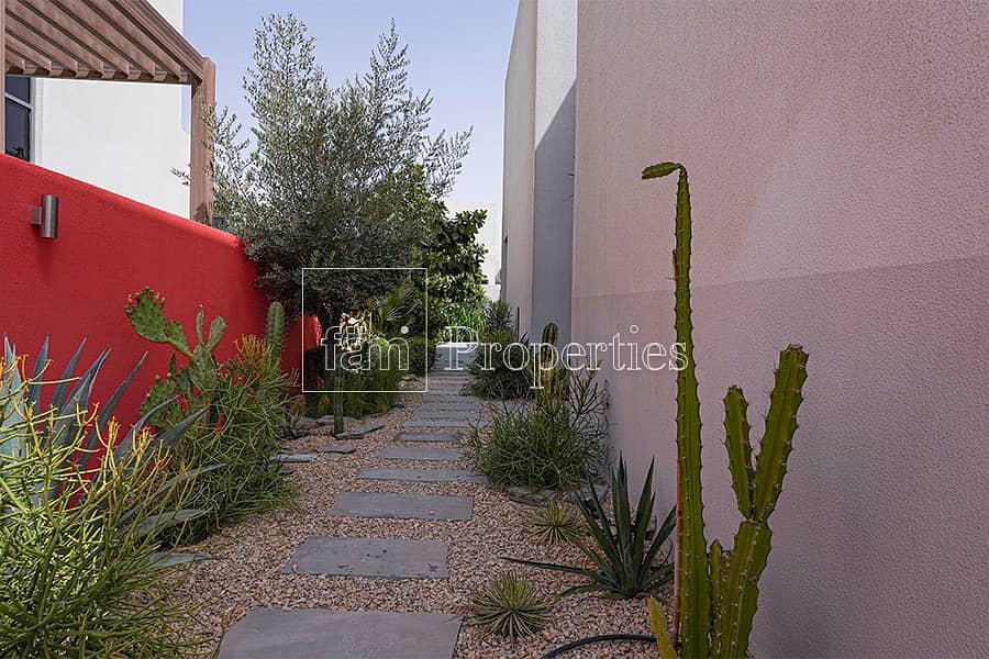 23 Exclusive | Landscaped with Plunge Pool | Vacant