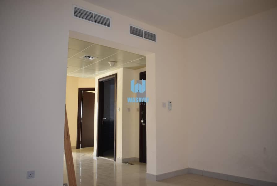 10 2BHK + BALCONY | UNFURNISHED | MULTIPLE CHEQUES