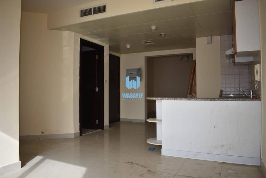 13 2BHK + BALCONY | UNFURNISHED | MULTIPLE CHEQUES