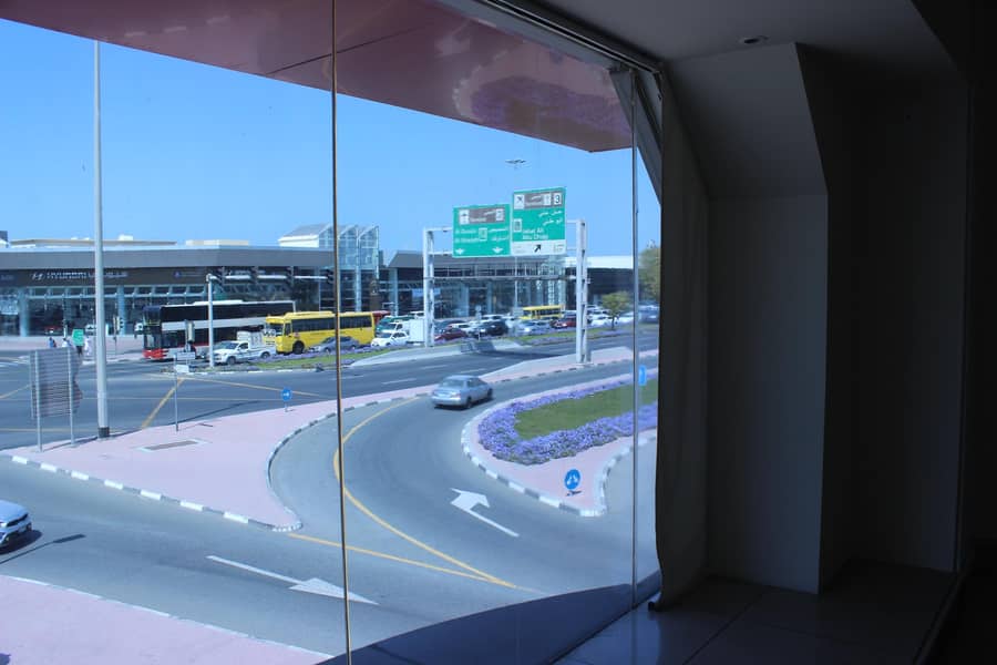 Large Fitted Show Room Near Dnata Al Itehad Road Vacant