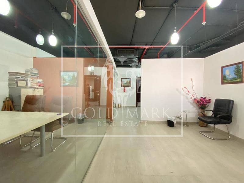 8 Stylish Fully Furnished Office With Boulevard View