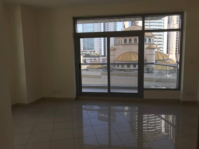 2 Spacious 1 Bed | Chiller Free | Marina view